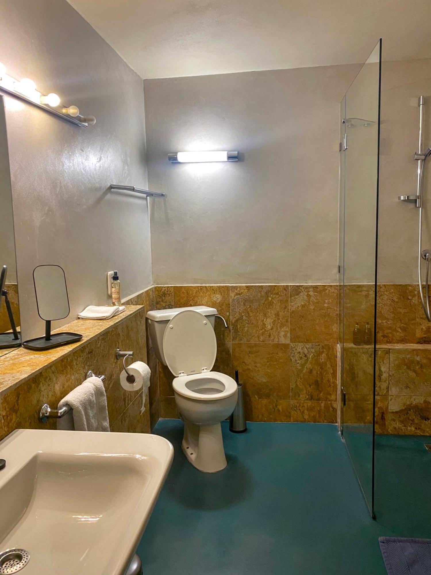 Lezard Bleu Guest House Cape Town Luaran gambar